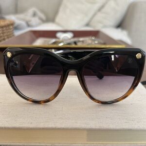 Elegant Black and Gold Sunglasses